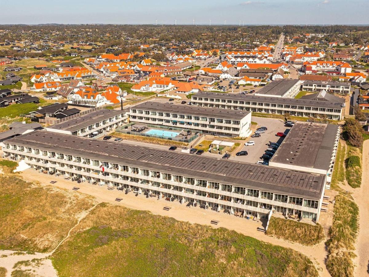 4 Person Holiday Home On A Holiday Park In ブロックフス エクステリア 写真