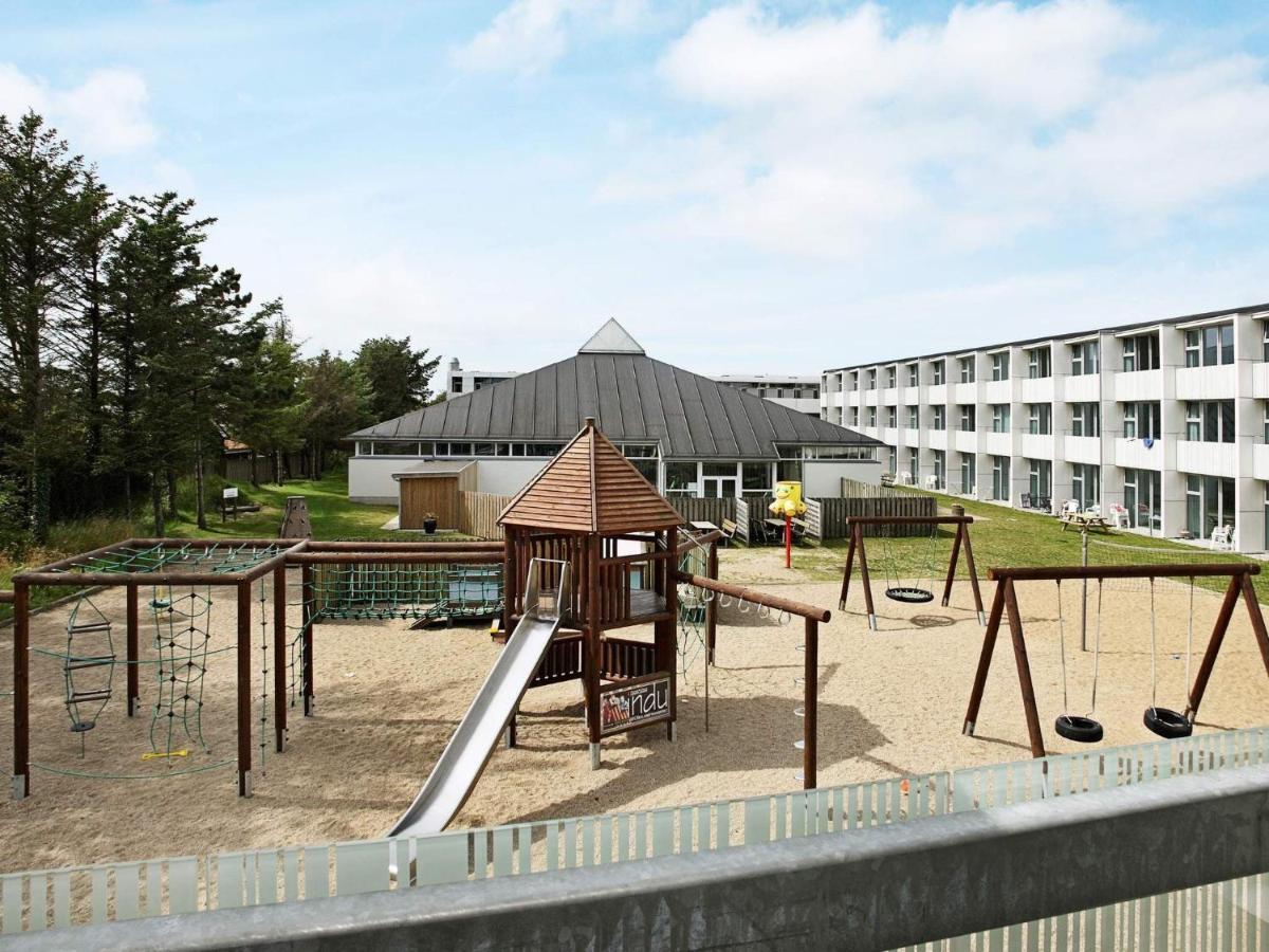 4 Person Holiday Home On A Holiday Park In ブロックフス エクステリア 写真