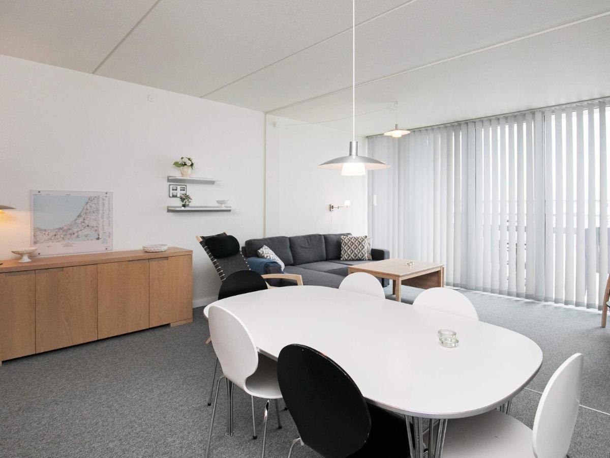 4 Person Holiday Home On A Holiday Park In ブロックフス エクステリア 写真